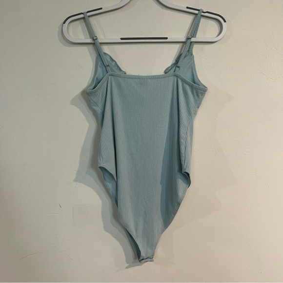 Wild Fable Tank Ruffled Tie Front Bodysuit M - Picture 6 of 7